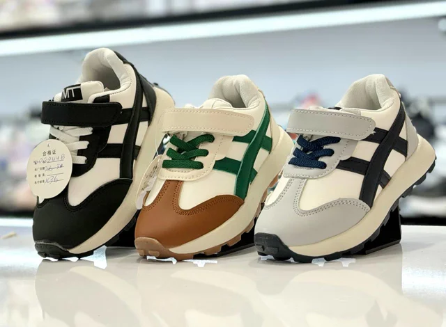 کتونی asics
